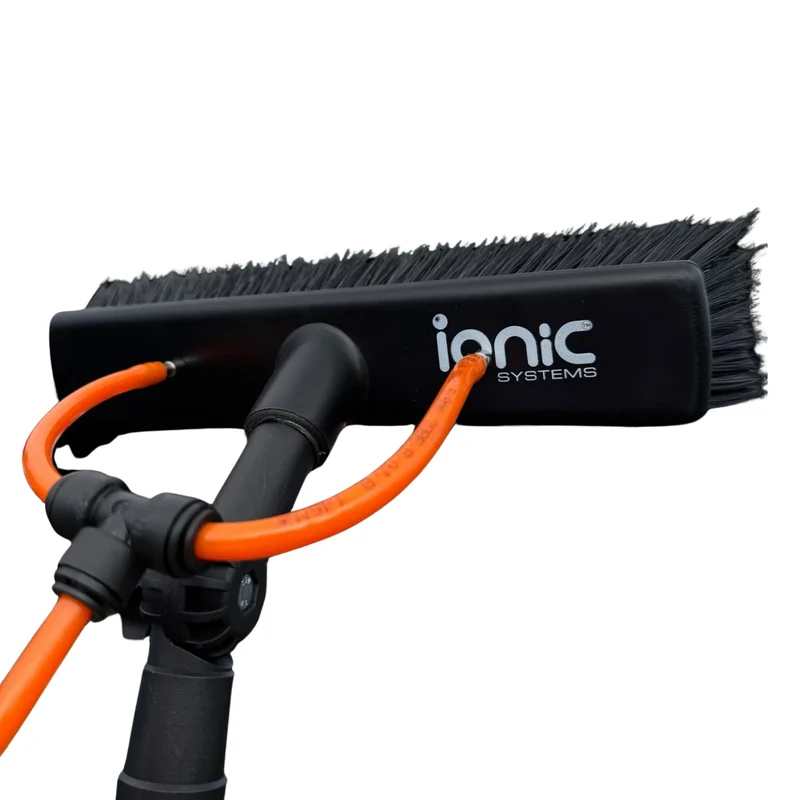 IONIC Euro Grafter Bürste 12" – Doppeltrimm-Bürste mit Nylonborsten & 2 Wasserstrahldüsen